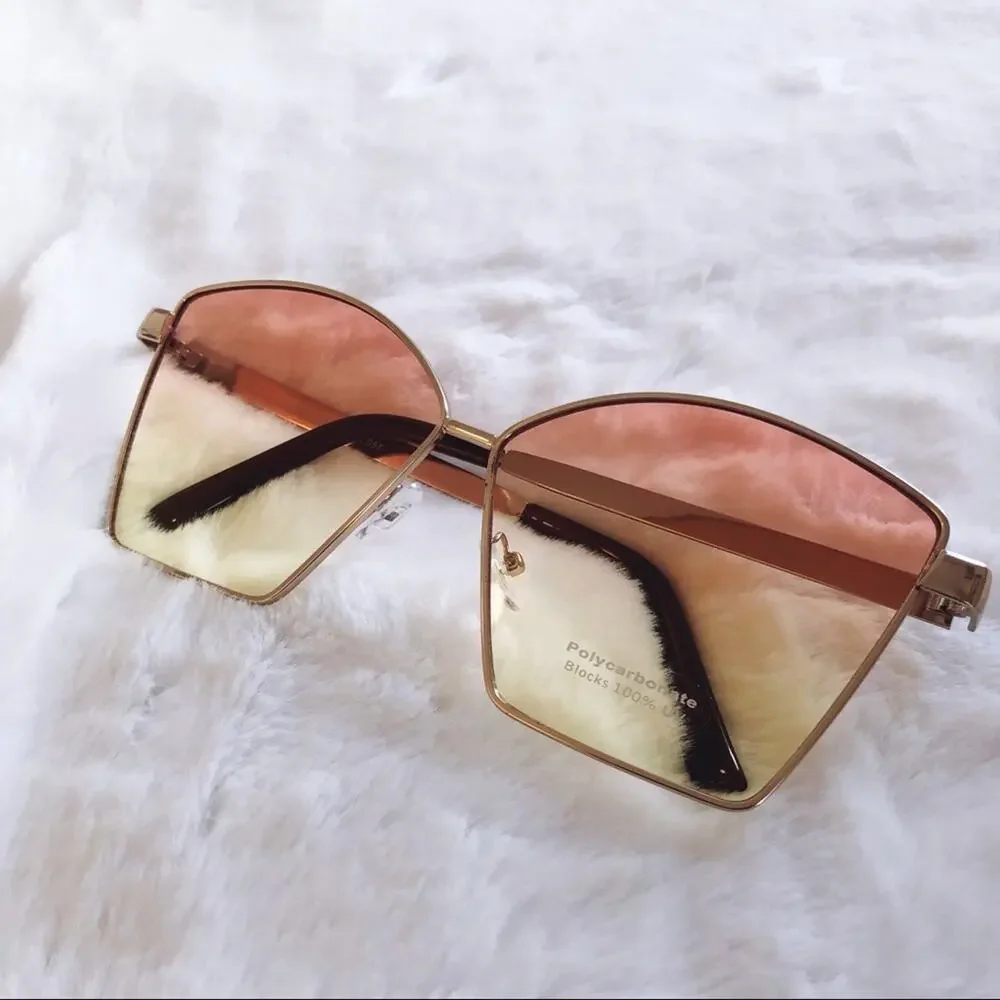 Stylens bigger lens